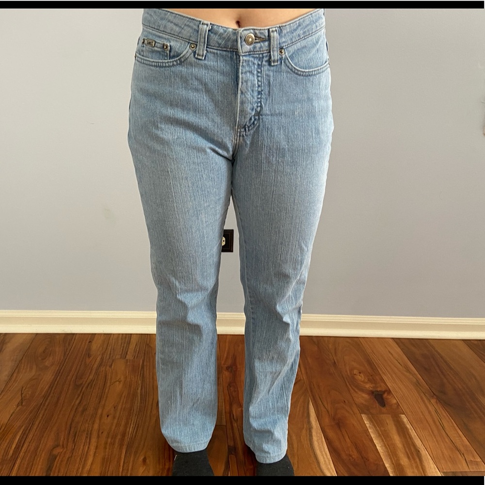 Light wash straight jeans